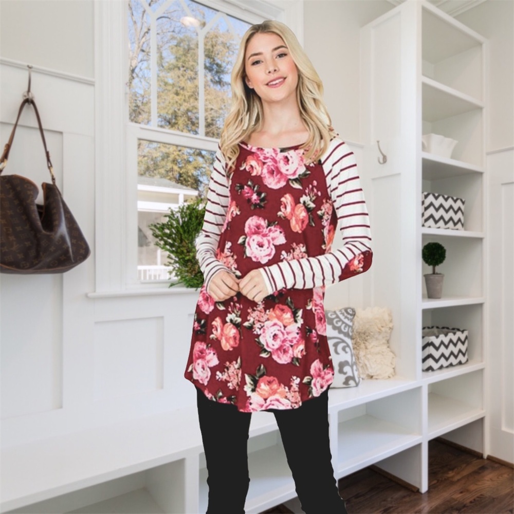 NWT Women's Floral Raglan Blouse Top Shirt Holiday